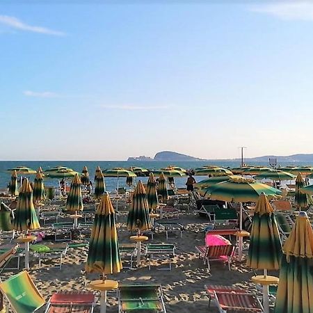 Guesthouse Holiday Formia Beach Kültér fotó