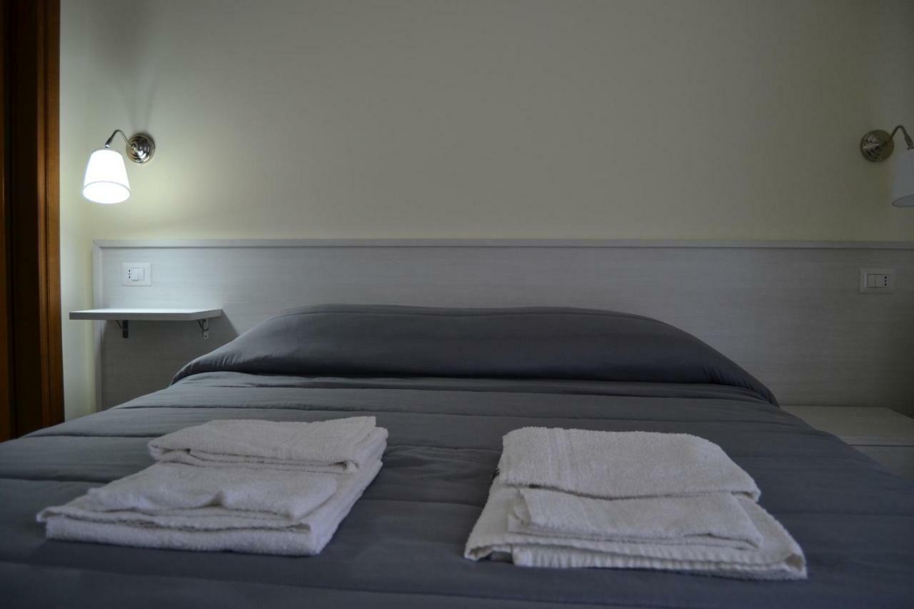 Guesthouse Holiday Formia Beach Kültér fotó