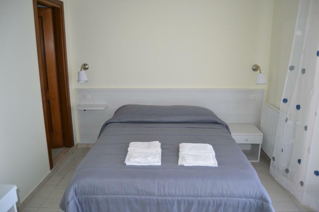 Guesthouse Holiday Formia Beach Kültér fotó