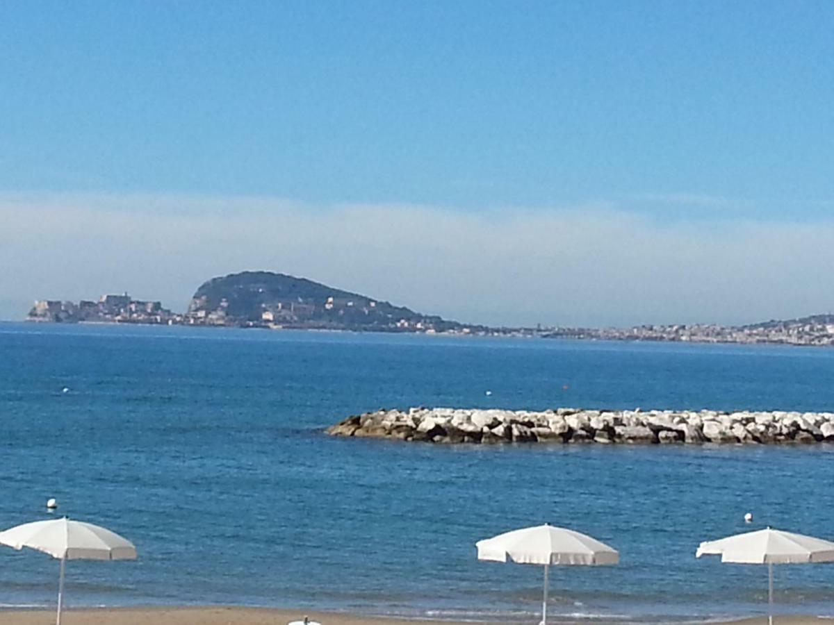Guesthouse Holiday Formia Beach Kültér fotó