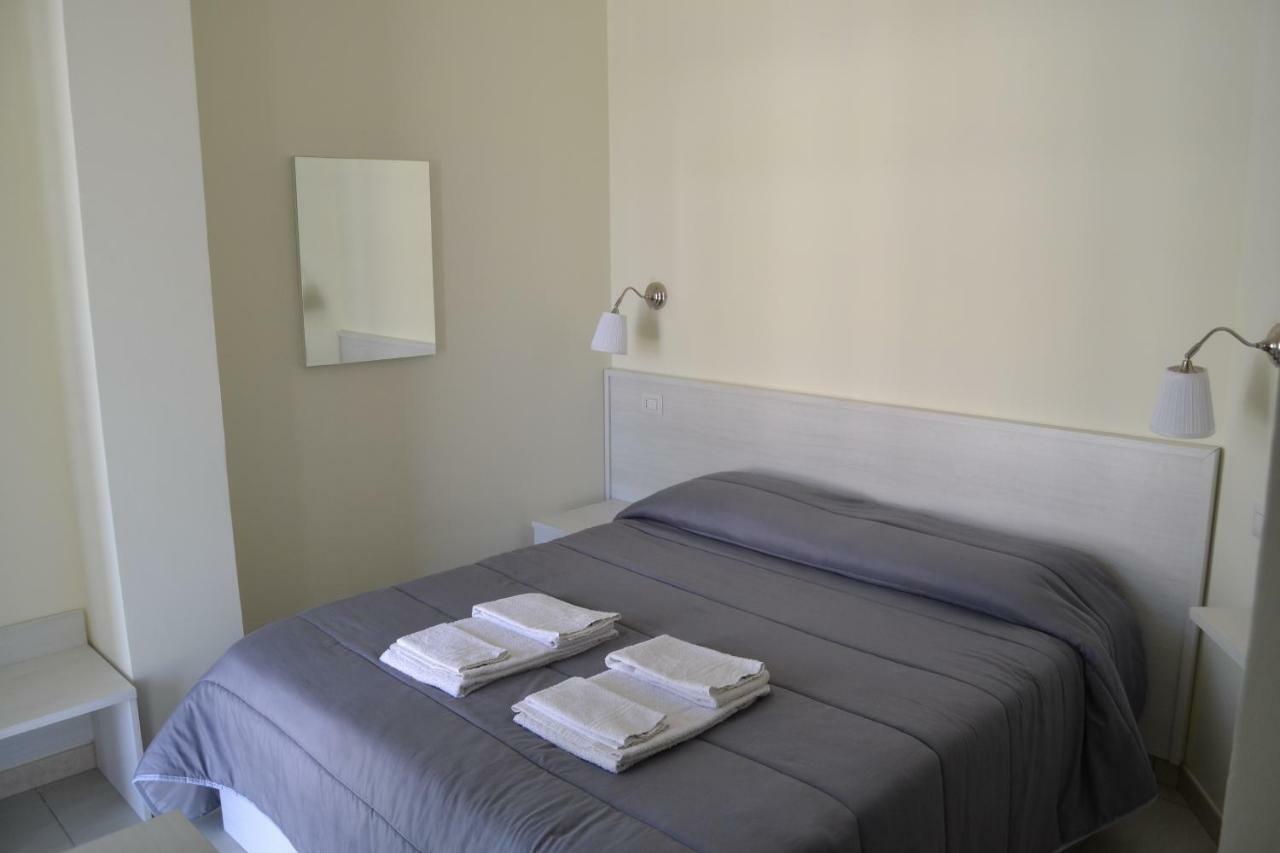 Guesthouse Holiday Formia Beach Kültér fotó