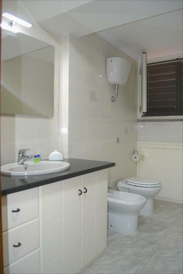 Guesthouse Holiday Formia Beach Kültér fotó